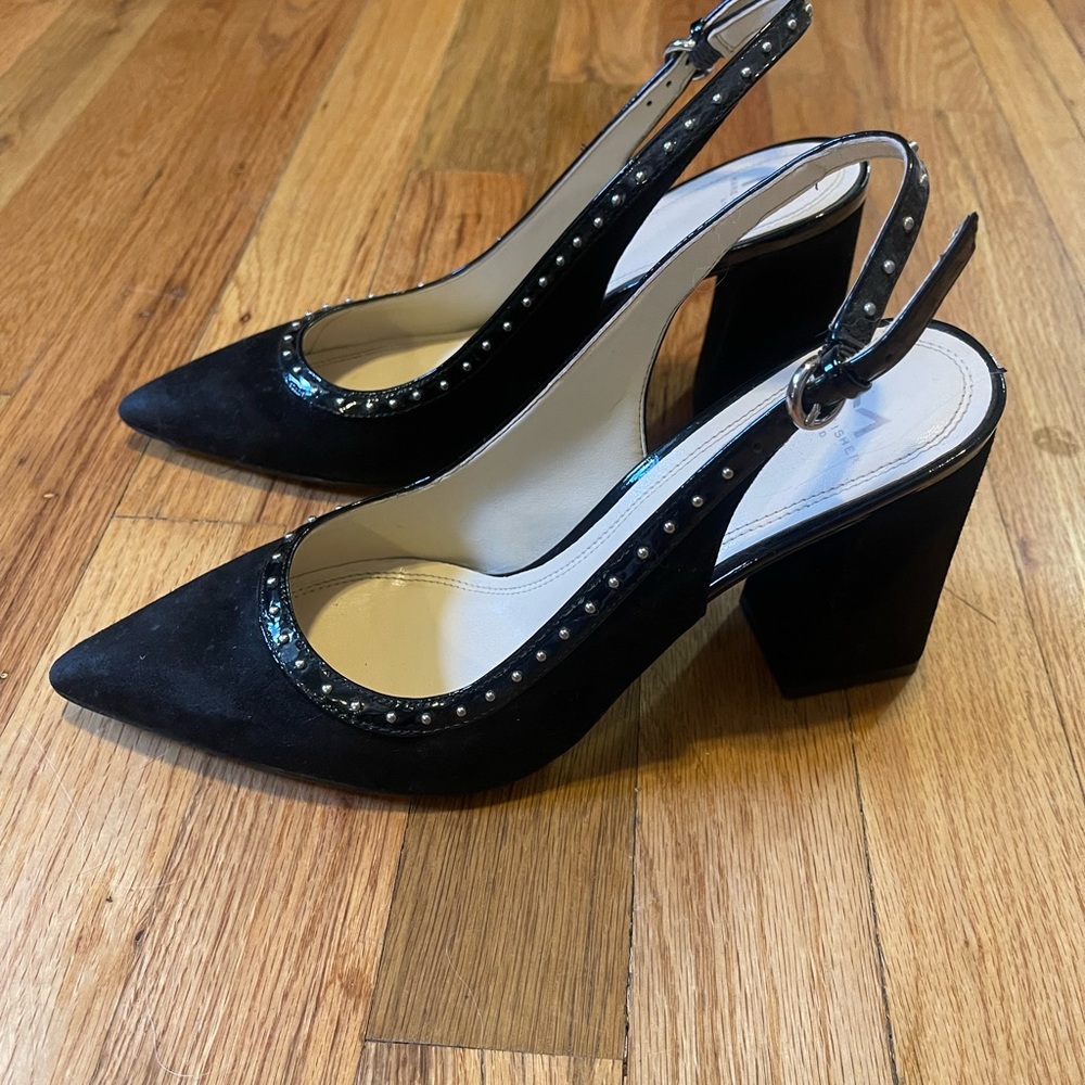 Marc Fisher LTD Black Chunky Heal Pointed Toe Heels, size 7.5